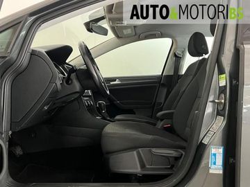 Volkswagen Golf - 9