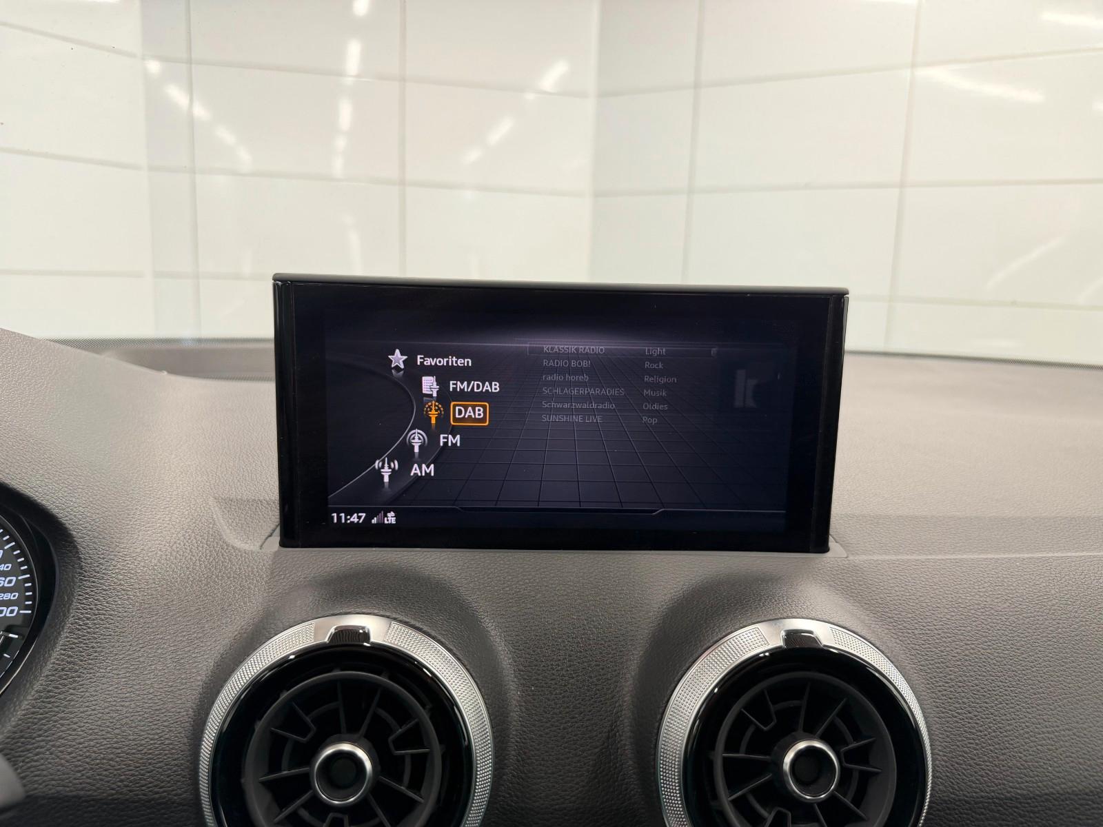 Audi SQ2 2.0 TFSI quattro/Navi/LED/Cam/DAB/AHK/1-Hand, миниатюра 21