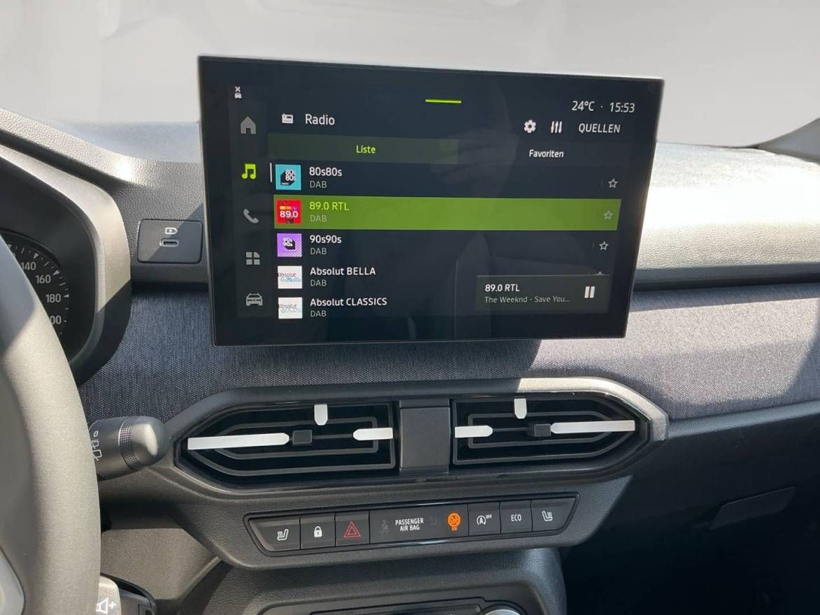 Fahrzeugabbildung Dacia Sandero Expression TCe 100