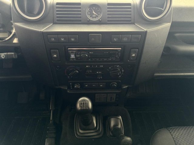 Foto Nummer 12: LAND ROVER Defender