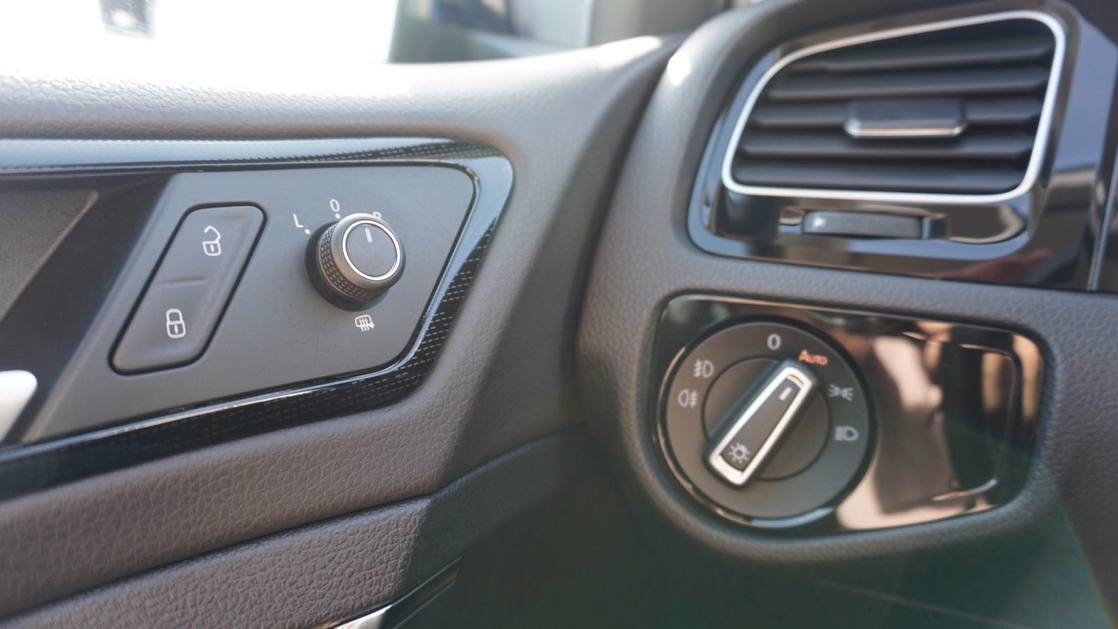 Fahrzeugabbildung Volkswagen Golf VII Variant Sound Panorama,ACC,AppleCarPlay