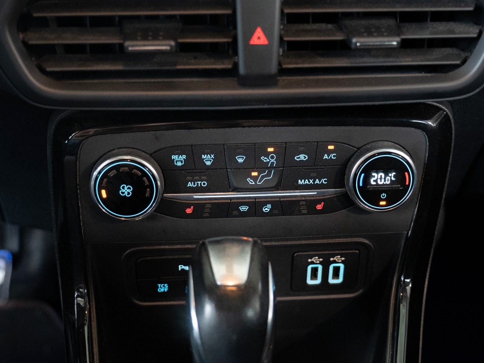 Fahrzeugabbildung Ford EcoSport ST-Line AUTOM./PANO/WINTER-P./B&O