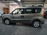 Opel Combo D L1H1 7SITZER KLIMAAUT TUV SERV NEU - Opel Combo mit Diesel-Antrieb: Kombi