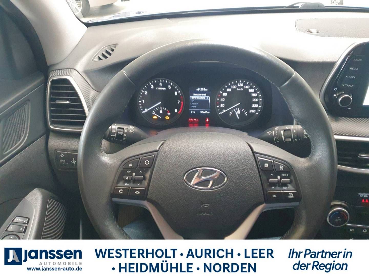 Fahrzeugabbildung Hyundai TUCSON TREND
