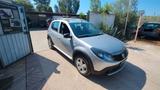 Dacia Sandero Stepway 1.5 dCi - Dacia Sandero aus 2012: Stepway