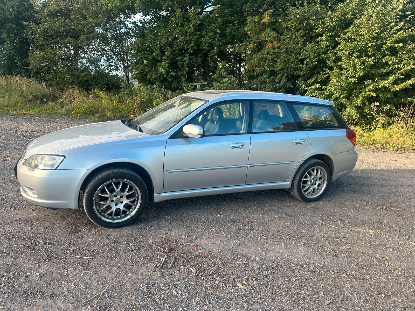 Subaru Legacy 2006 — engine 165 HP (121kW)