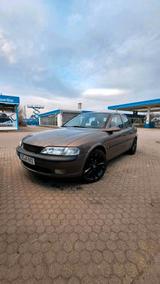 Opel Verkaufe meinen Vectra B aus zweiter Hand - gebrauchte Opel Vectra aus dem Jahr 1998