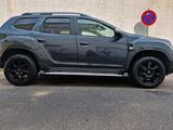 Dacia duster Familien Auto - : Geländewagen, Familien