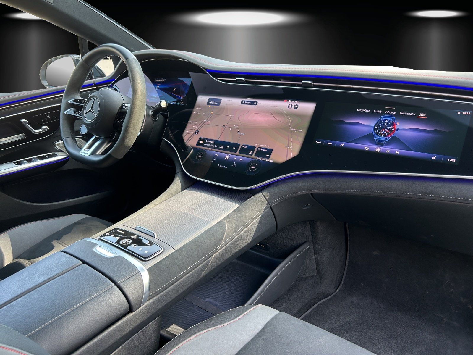 Fahrzeugabbildung Mercedes-Benz EQE 43 AMG Prem HYPER Night DISTRO KeyGo AHK HAL