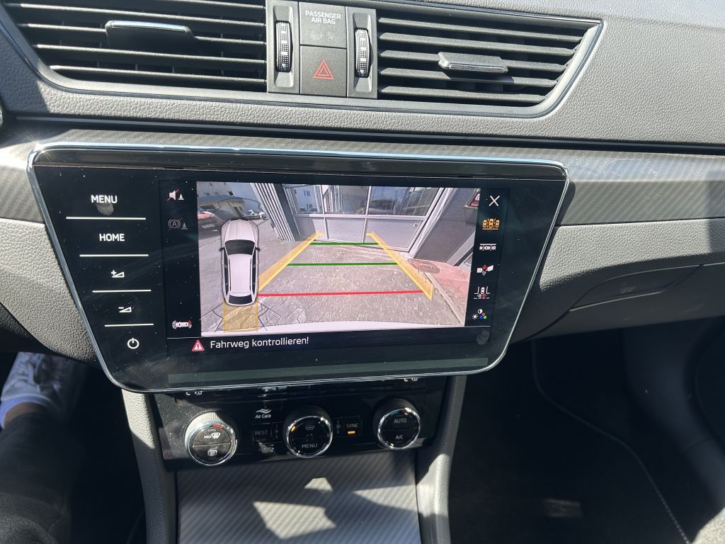 Fahrzeugabbildung SKODA Superb Combi 2.0 TDI DSG Sportline+Busin.Columbu