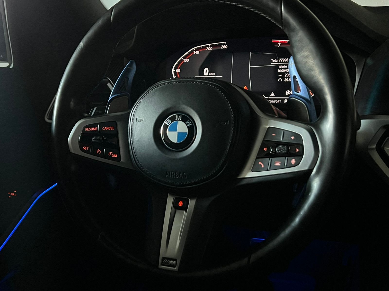 Fahrzeugabbildung BMW 330 i Lim M SPORT/LED/VRTL COCKPIT/19ZOLL/DE FZG