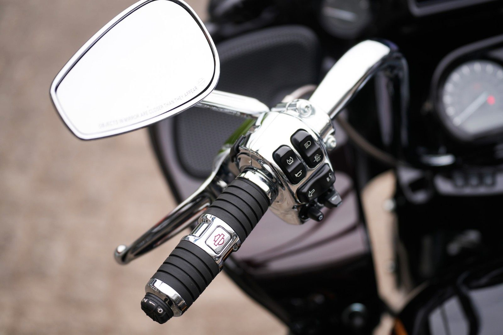 Fahrzeugabbildung Harley-Davidson FLTRKSE CVO Road Glide Ltd - 120th Anniversary