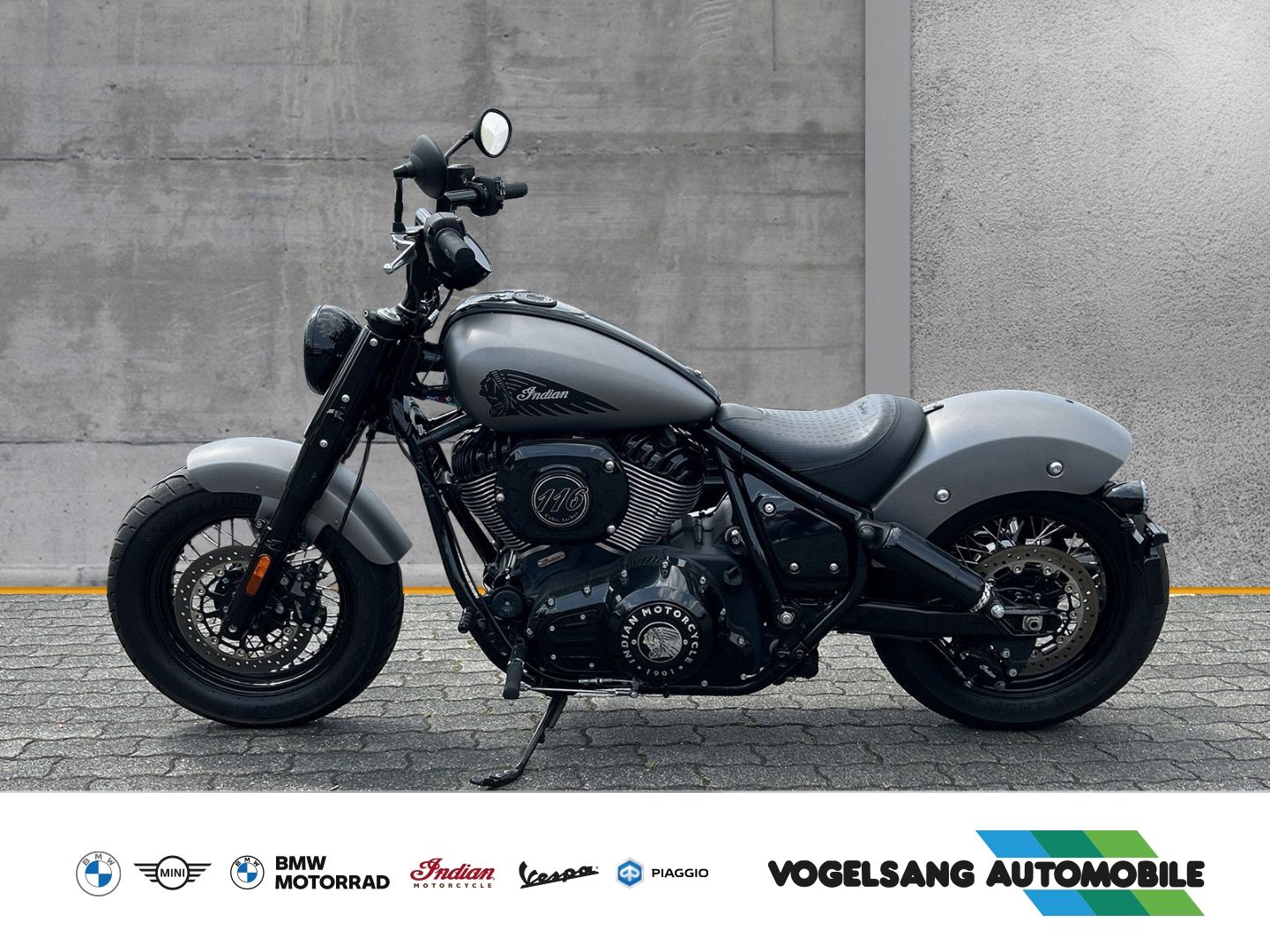 Fahrzeugabbildung Indian Chief Bobber Dark Horse, Blinkerumbau, Lenkerumb
