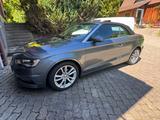 Audi Cabriolet - graue Audi Cabriolet