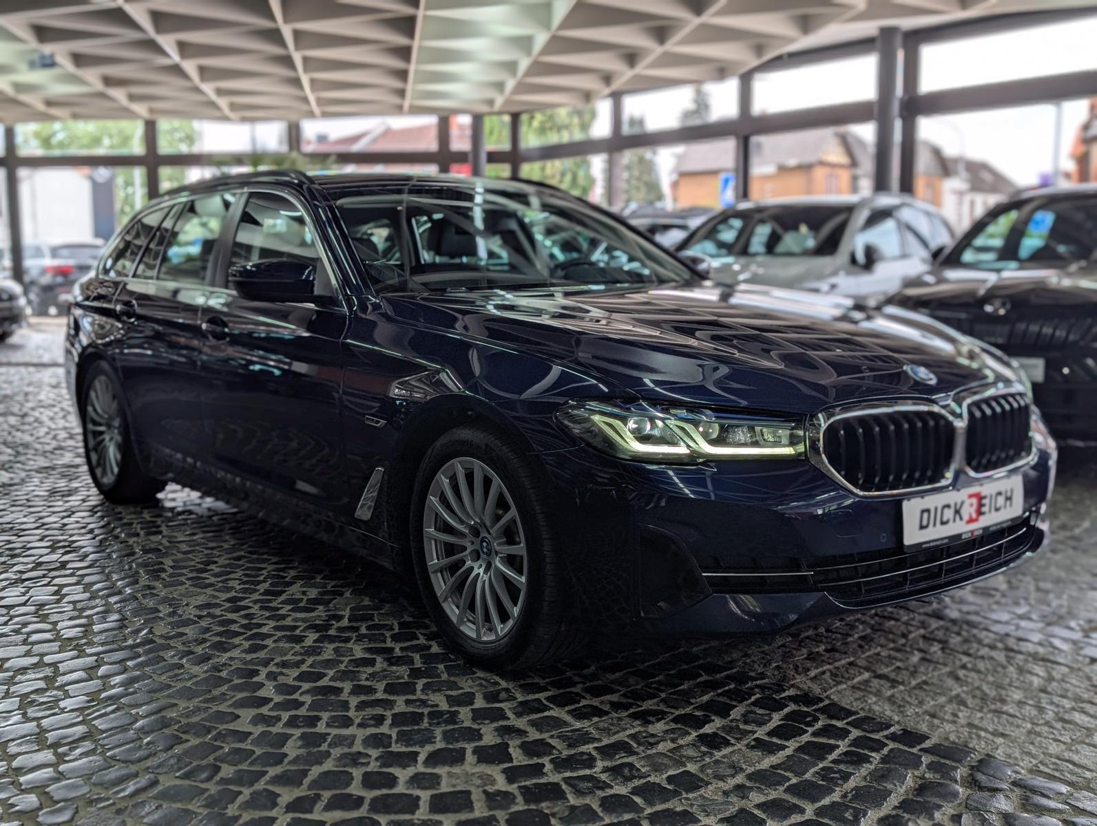 BMW 520 e HEV AHK PANO LASER HUD MEMO VIRT LEDER APP