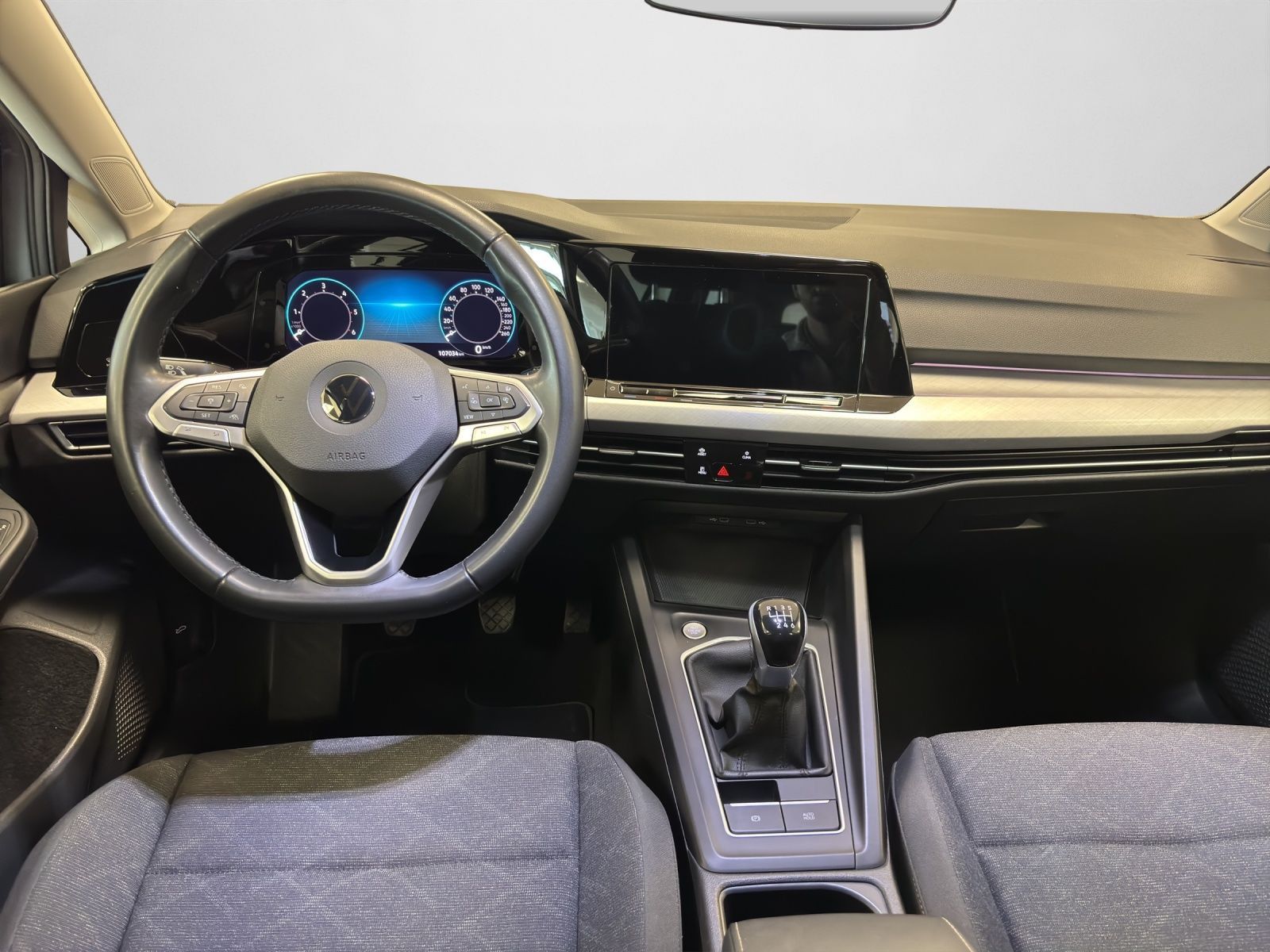 Volkswagen Golf - Bild 4