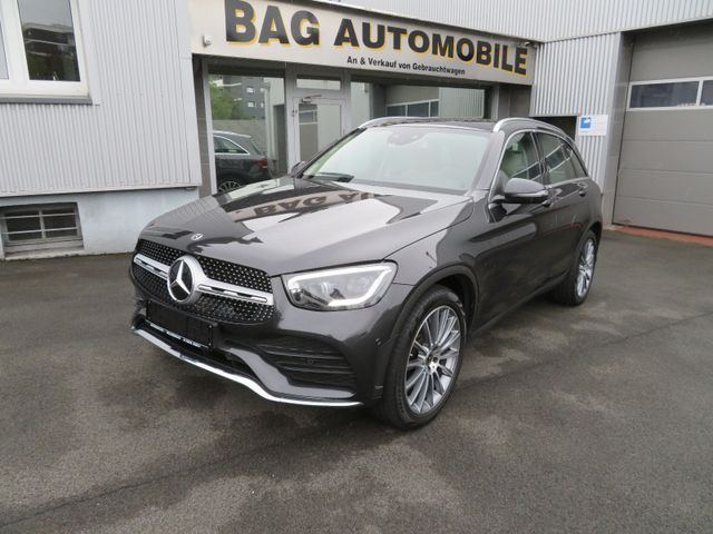 Mercedes-Benz GLC 300 4MATIC+AMG+PANORAMA+BURMESTER+20ZOLL+LED