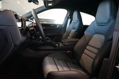 PORSCHE Cayenne GTS Coupé | Leichtbau Sport-Paket PORSCHE Cayenne GTS Coupé | Leichtbau Sport-Paket