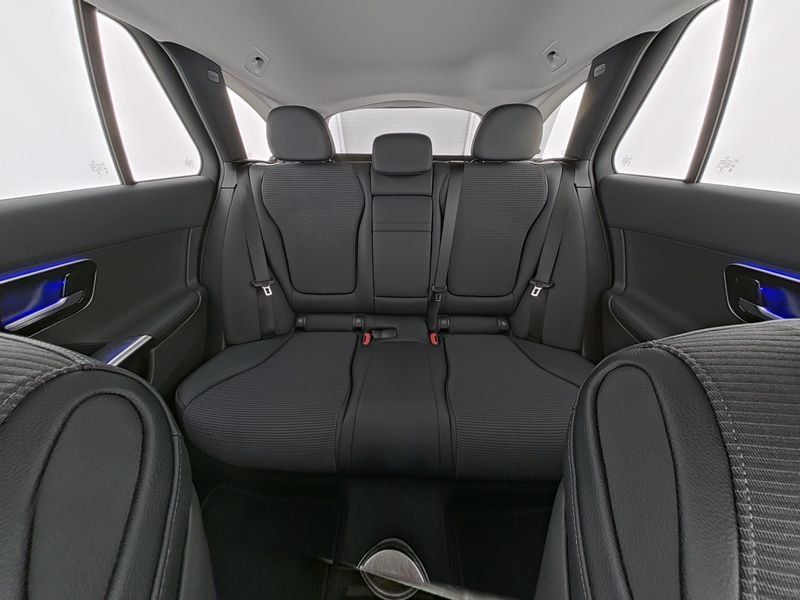 Fahrzeugabbildung Mercedes-Benz C 180 T Avantgarde*STDHZG*Totwink*LED*Kamera*