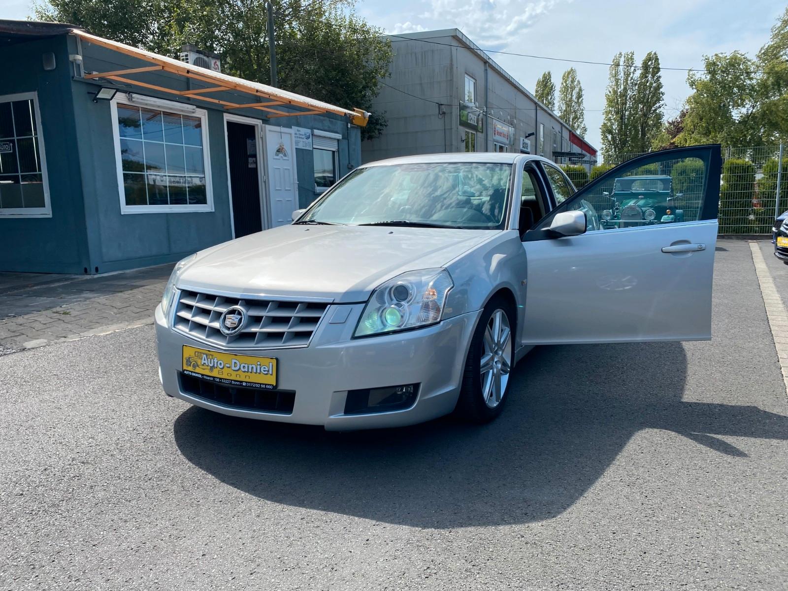 Cadillac BLS Leder Xenon. Allwetter TÜV