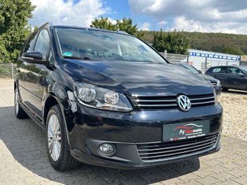 Volkswagen Touran - 1