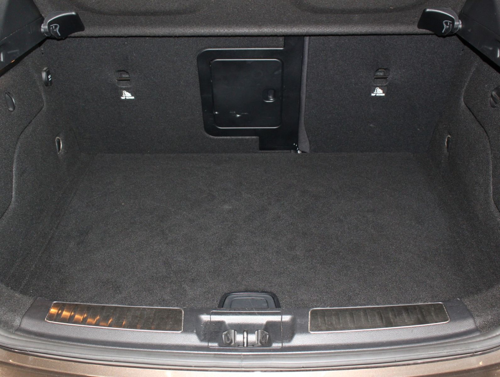 Fahrzeugabbildung Infiniti Q30 1.6 Premium 2. Hand*Navi*Kamera
