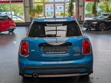 MINI Cooper Aut. Classic Trim 8-fach - MINI Cooper in Mannheim
