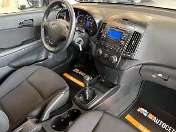 MYAUTOCENTER – Gebraucht- und Jahreswagen mit Werkstattservice in Pfaffenhofen Hyundai i30 *Scheckheft*Klimaanlage*TÜV-NEU*