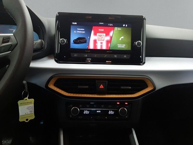 Fahrzeugabbildung Seat Arona Style 1.0TSI LED SitzHz 18"Alu Klimaaut.