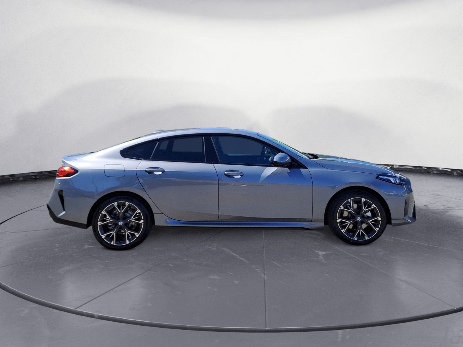 BMW 220 Gran Coupé - Bild 4