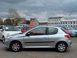 Peugeot 206 + Basis HU/AHK/Klima - Peugeot 206 Gebrauchtwagen