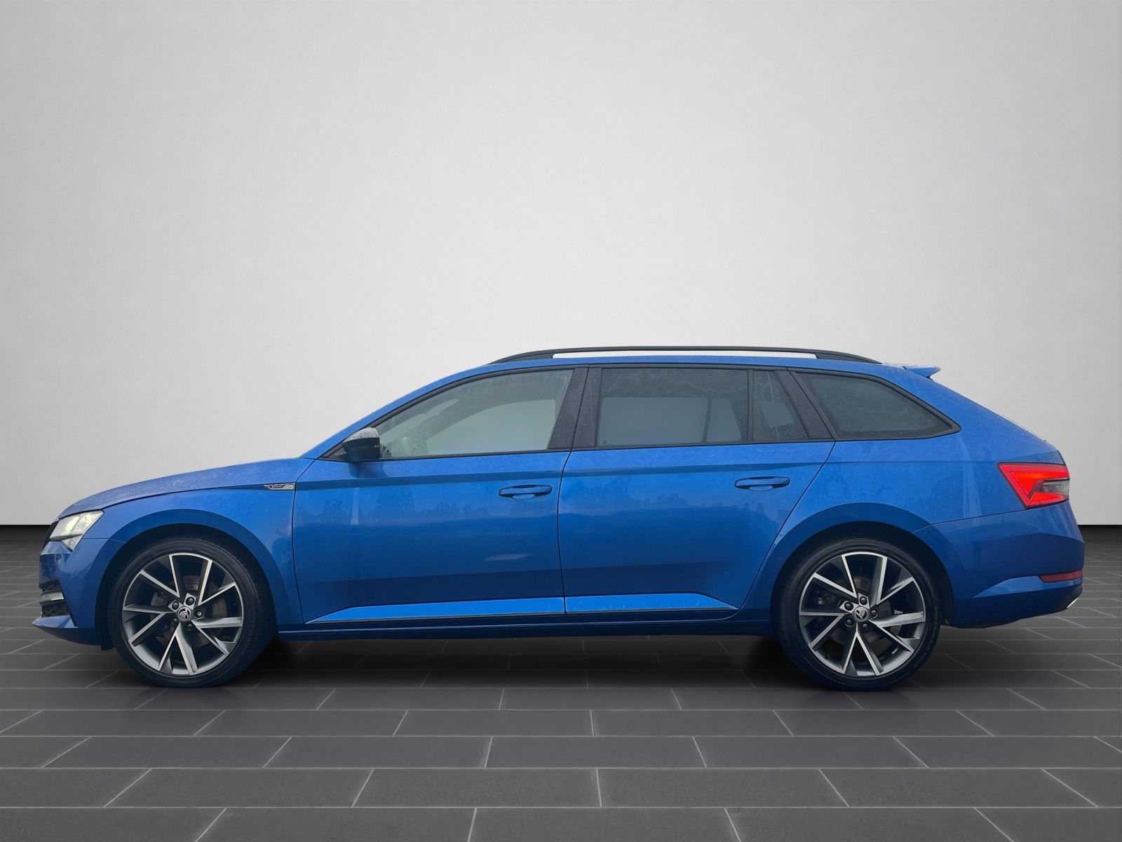 Skoda Superb - Bild 8