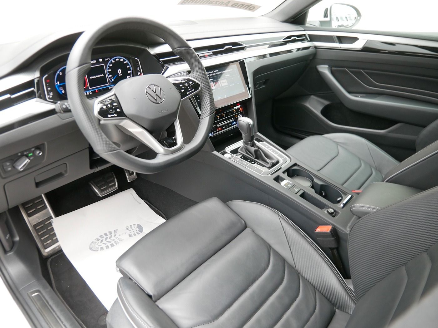 Fahrzeugabbildung Volkswagen Arteon SB 4M 2.0 R-Line NEU76T Leder AHK IQ.Ligh