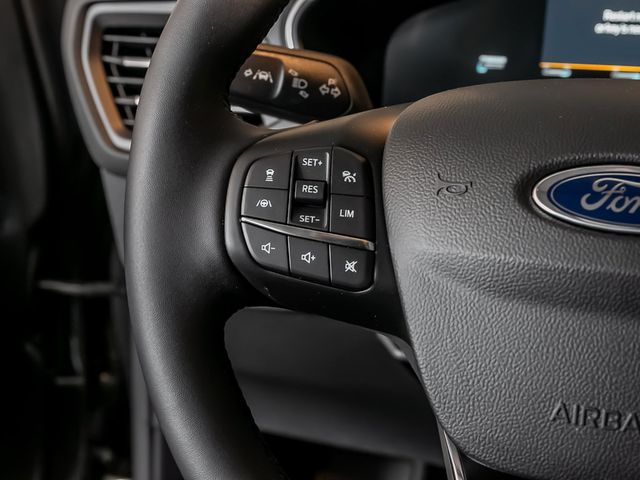 Ford Focus 1.0 Titanium X Intelligent Drive Assist