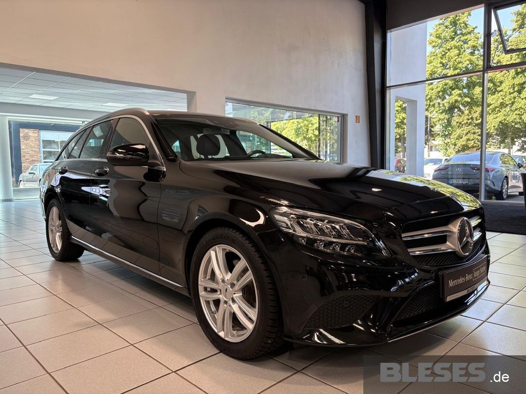 MERCEDES-BENZ C 180 – Bild 3