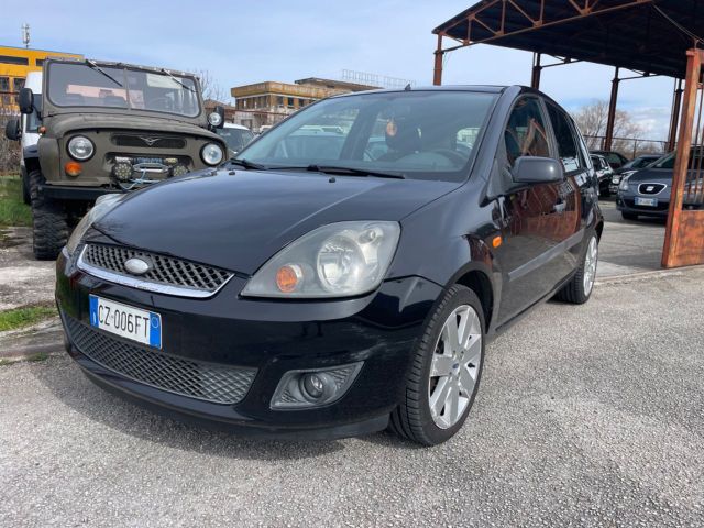 Ford Fiesta 1.4 TDCi 5p. Ghia unico proprietario