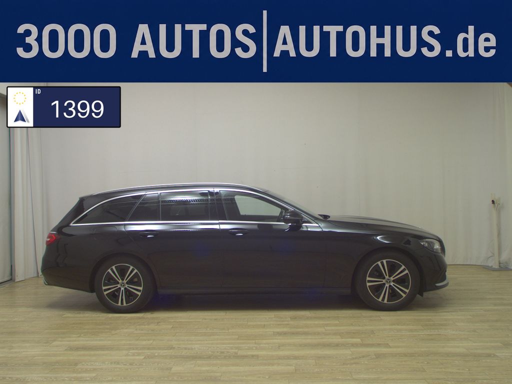 Image of Mercedes-Benz E 220