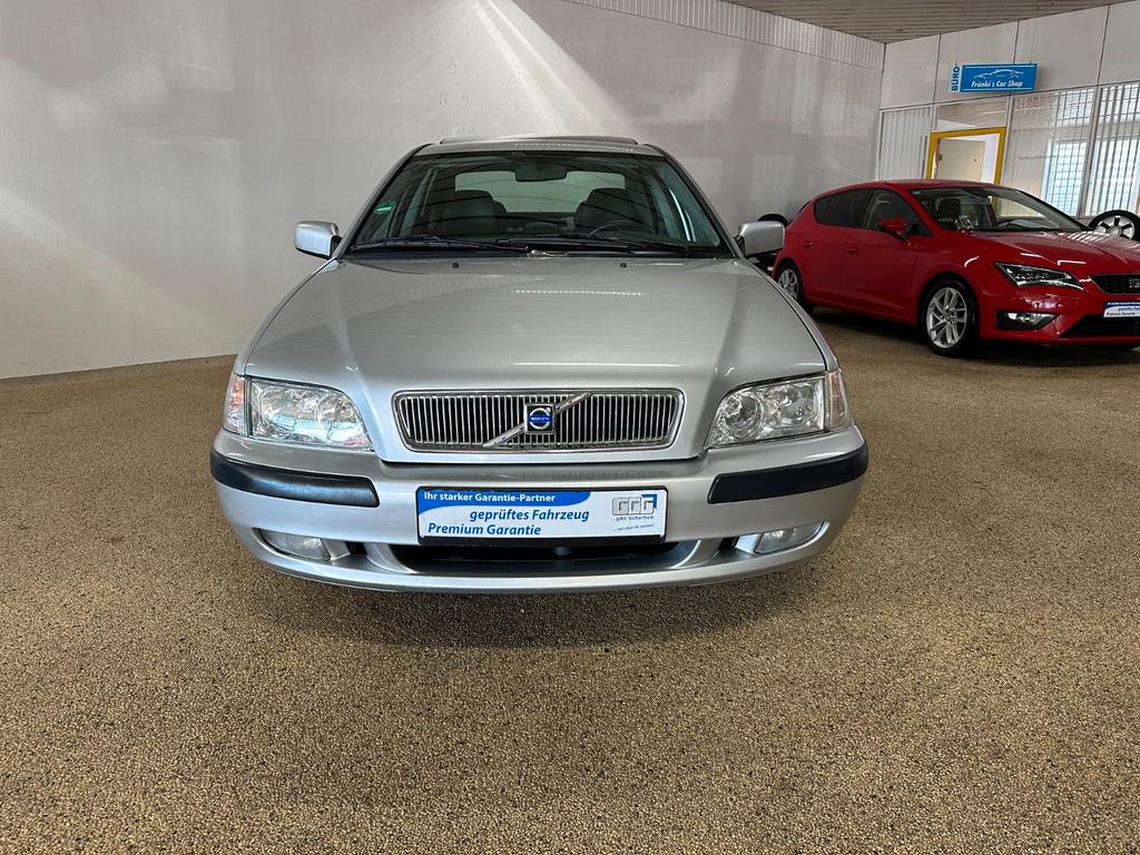 Volvo S40