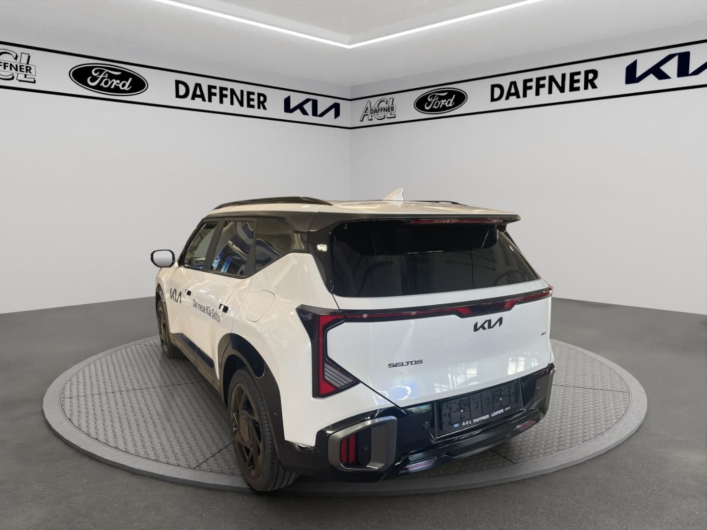 Fahrzeugabbildung Kia Seltos 1.6 T-GDI AWD X-Line H&K 360° Kamera TotW