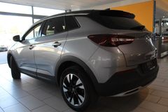 Fahrzeugabbildung Opel Grandland X1.5D Ultimate LED/LEDER/4xSHZ/LHZ/NAV