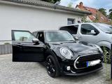 MINI Cooper D Clubman in metallic schwarz - MINI Cooper D Clubman: Kleinwagen