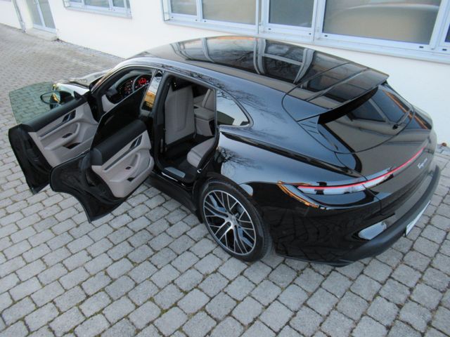 PORSCHE MY25 SPORT TURISMO TV FOND RSE HEAD ACC®PERF+360