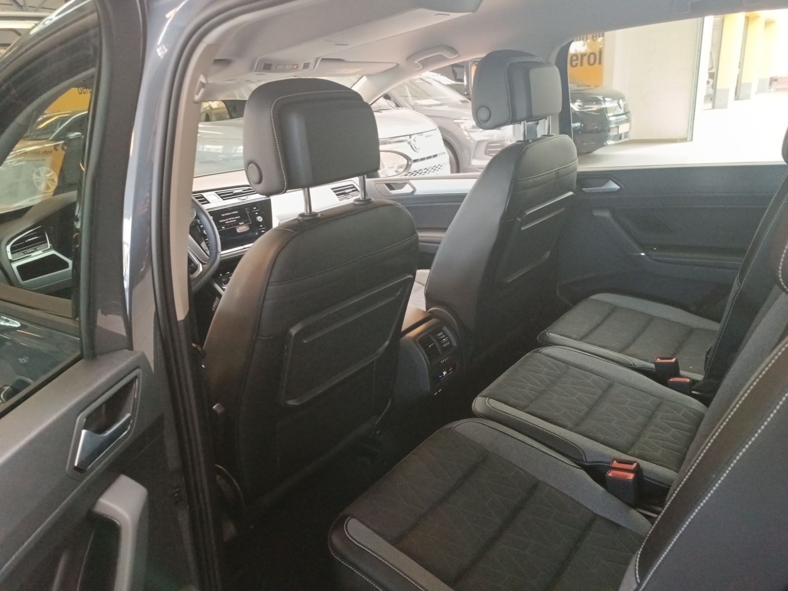 Volkswagen Touran - Bild 8