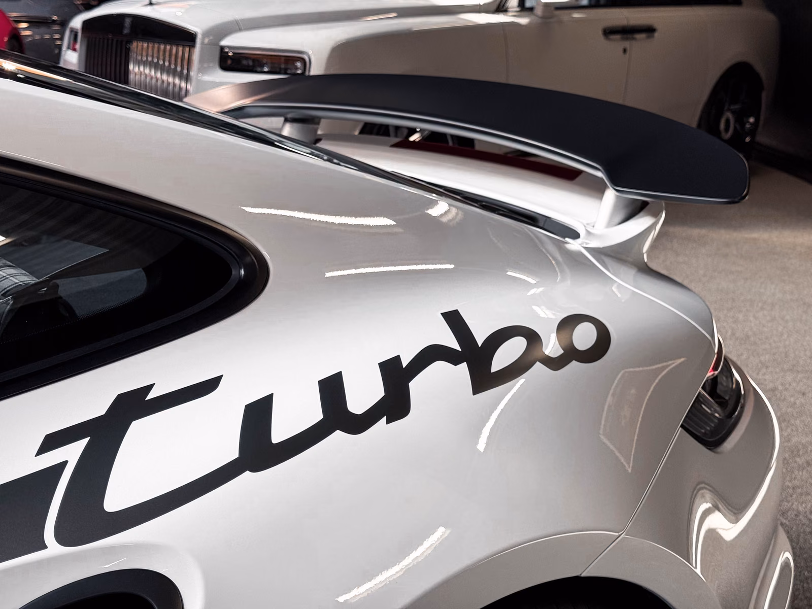 Porsche 911 Turbo S 50 Jahre Lift+Burmester+Pano+360°Kam