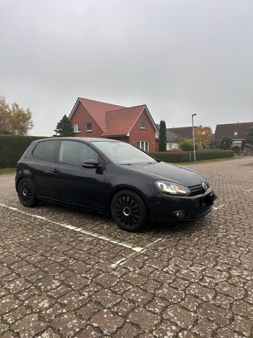 Volkswagen Golf 61,4TSIComfortTüv bis 10.2026