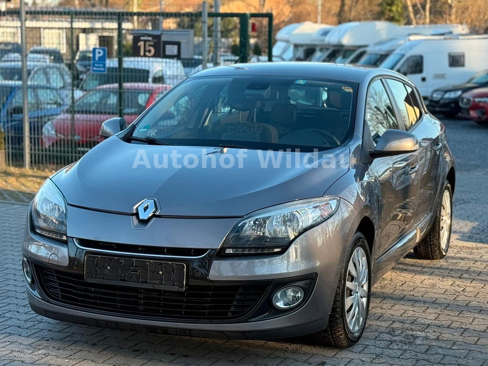 Renault Megane III Lim. 5-trg. Paris*85.TKM*Navigation*
