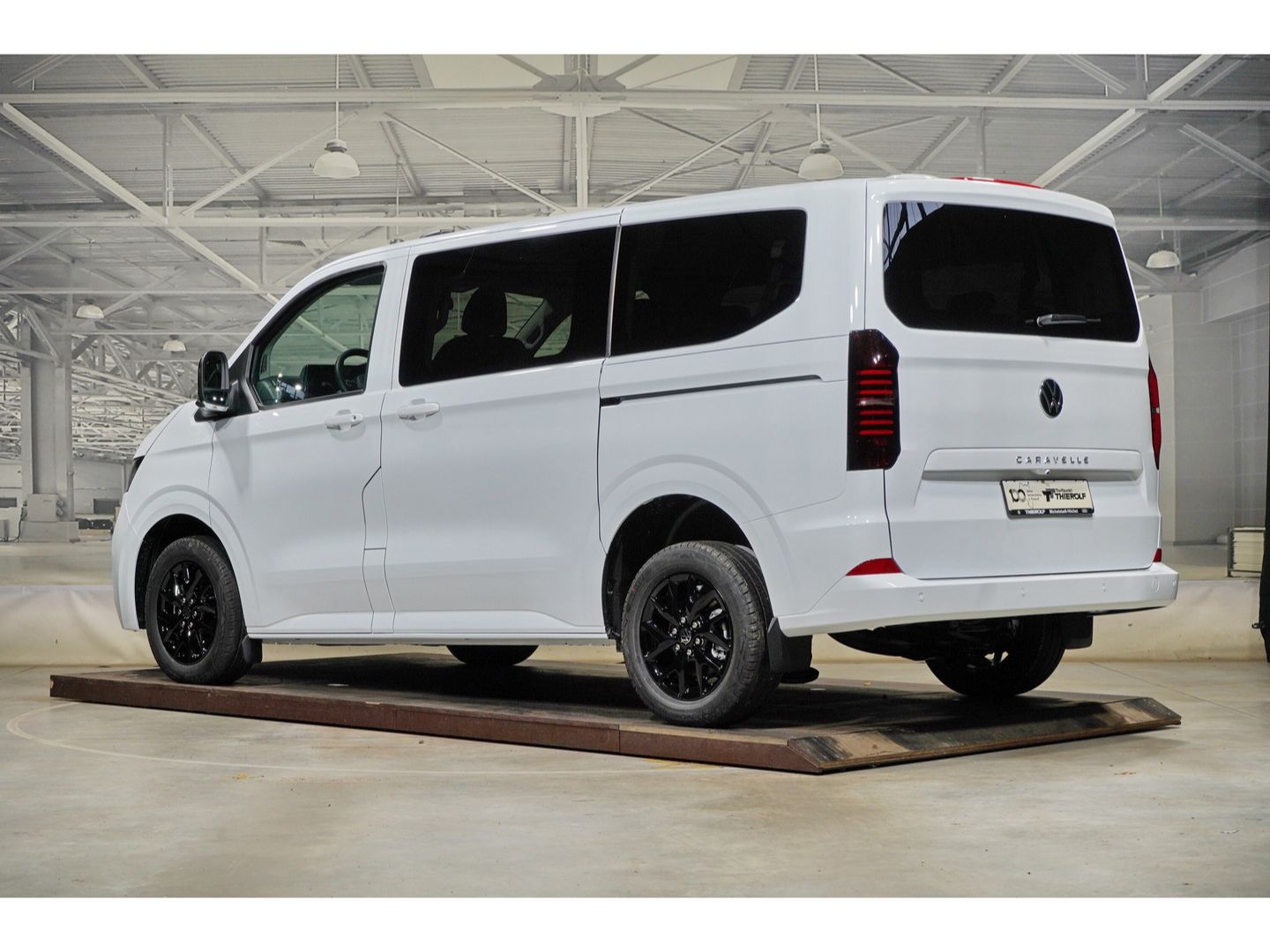 Volkswagen T7 Caravelle Life 2.0 TDI KR Connect Paket Panor imagem 2