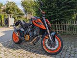 KTM Superduke 1290r