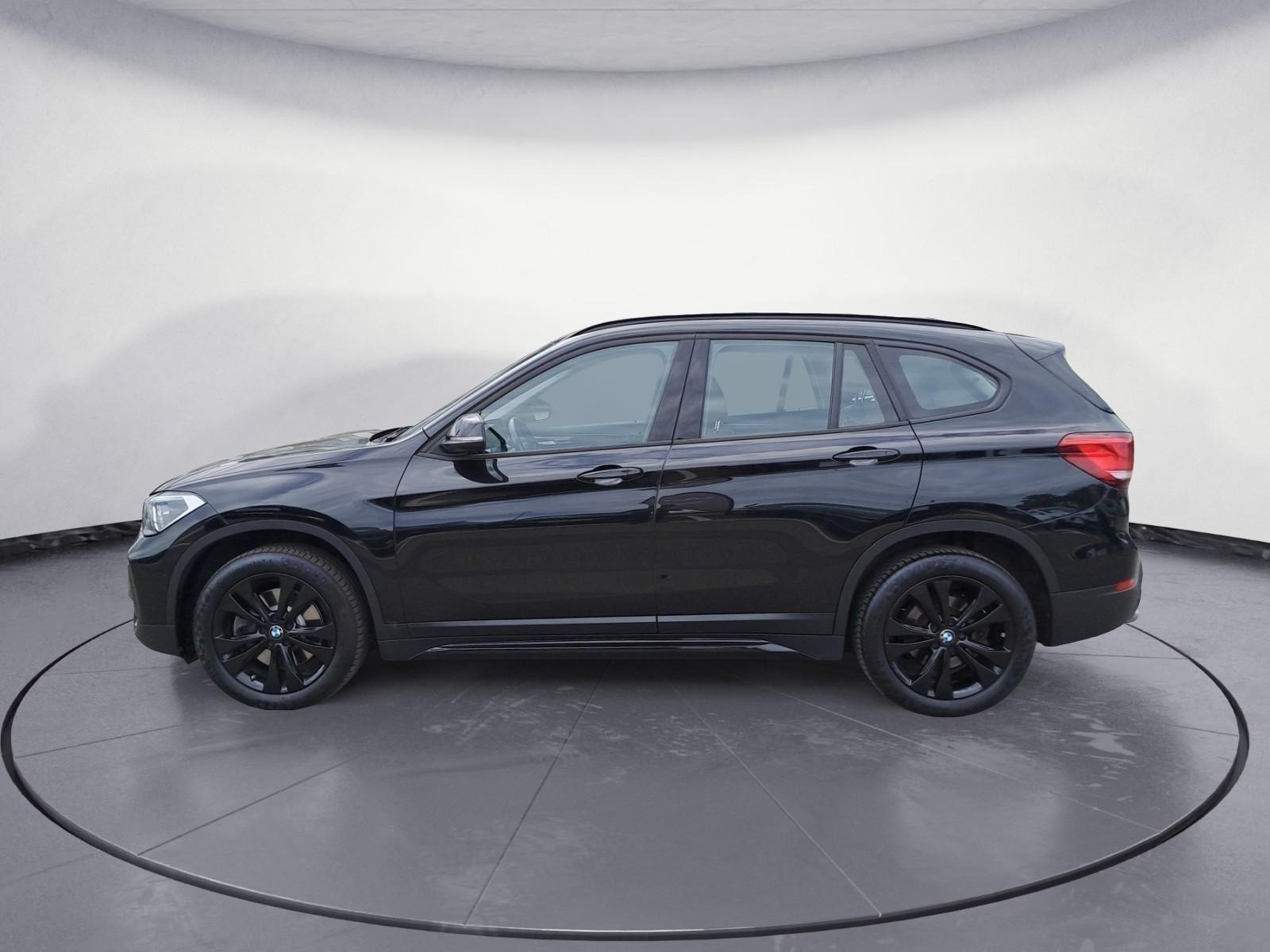 BMW X1 xDrive20d Sport Line Steptronic Aut. Head-Up, миниатюра 3