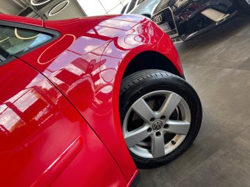 Volkswagen Touran Highline Aut.*1.Hand*TÜV NEU*7 Sitze*AHK*